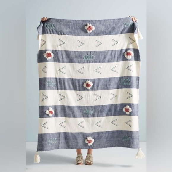 Anthropologie Kamryn Throw Tassle Blanket boho 50x60 - Picture 3 of 9